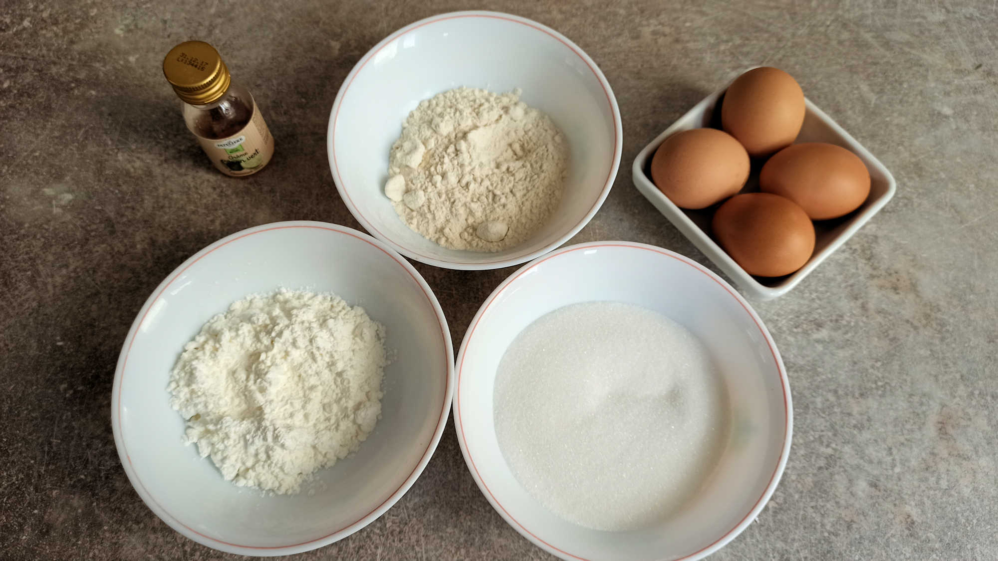 Les ingrédients du gâteau de Savoie