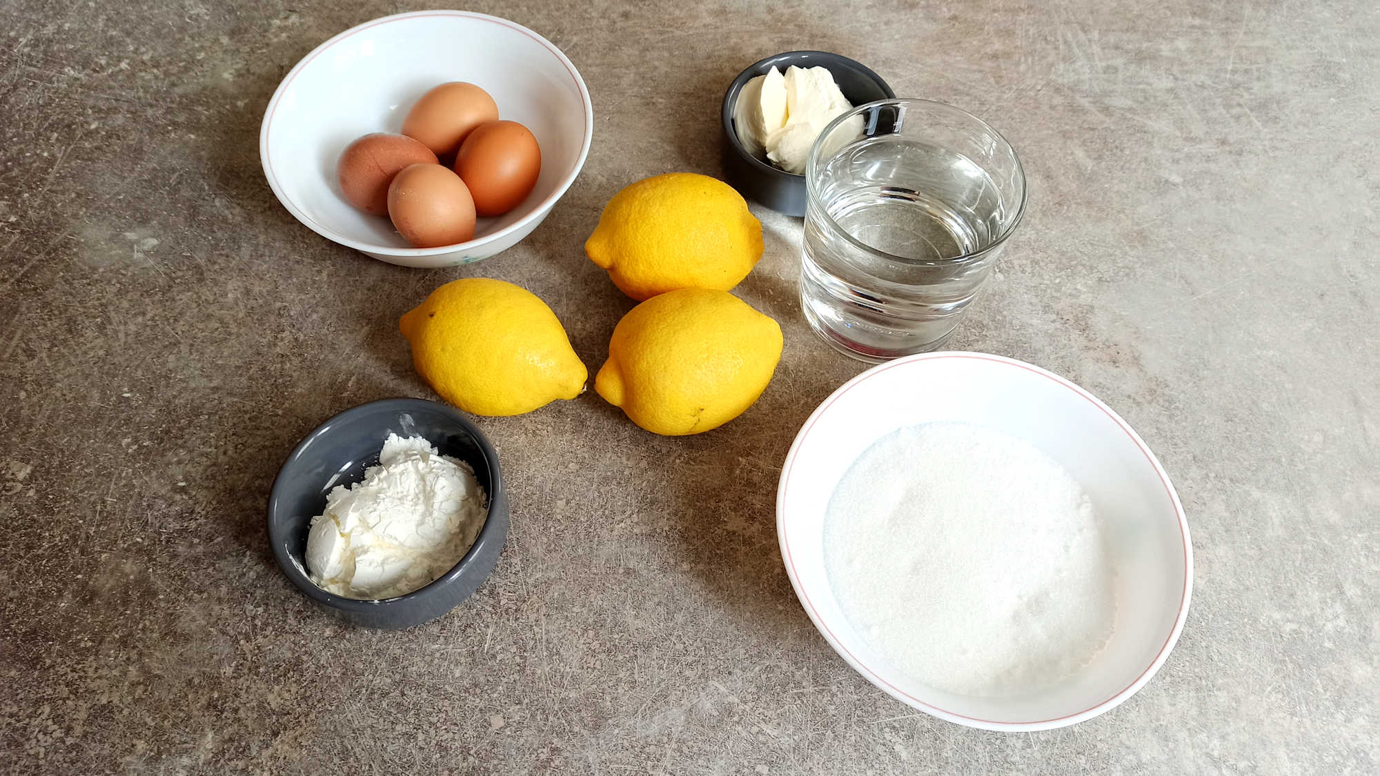 Les ingrédients de la mousse au citron facile