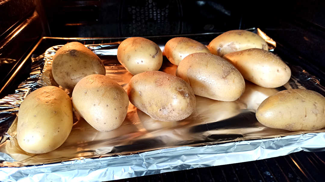 Faire cuire les pommes de terre au four