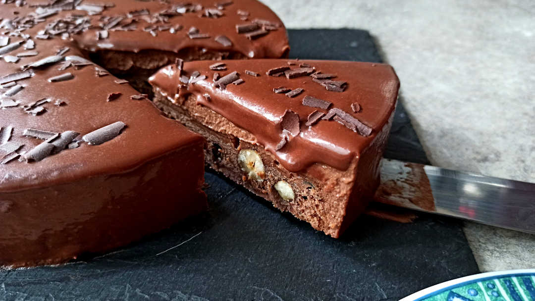 Il ne reste plus qu'à servir le gâteau au chocolat de Pierre Hermé