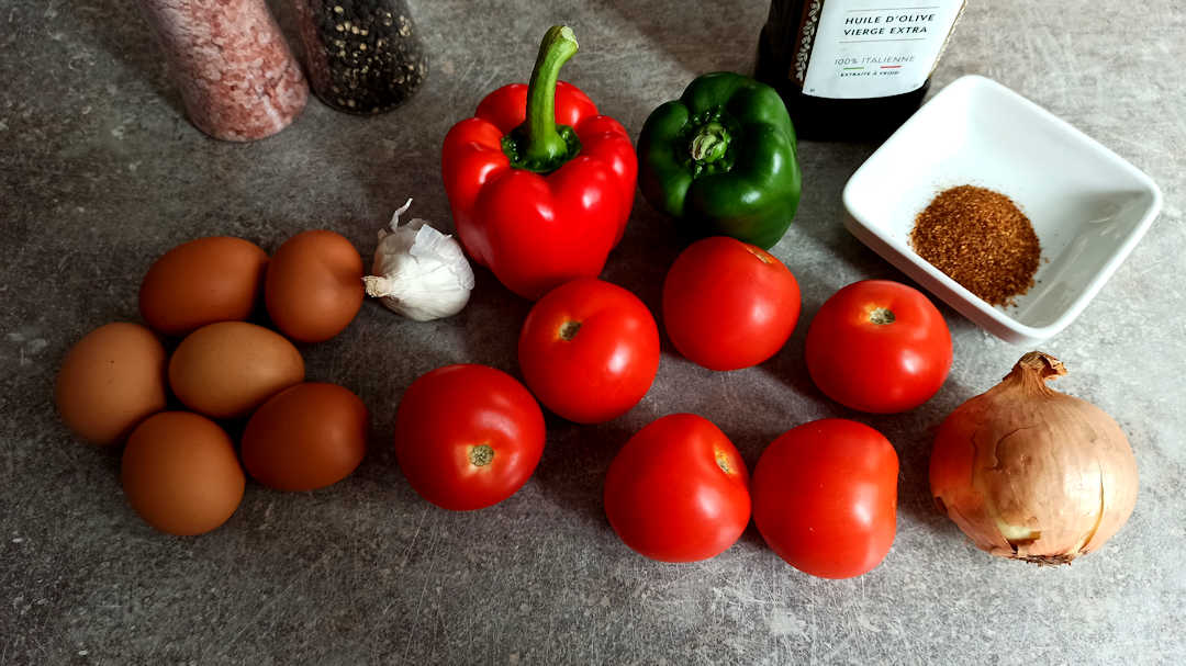 Les ingrédients de la piperade traditionnelle