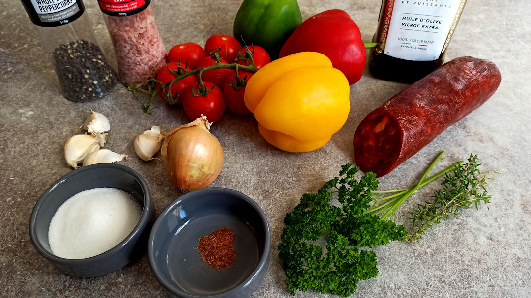 Les ingrédients de la piperade au chorizo