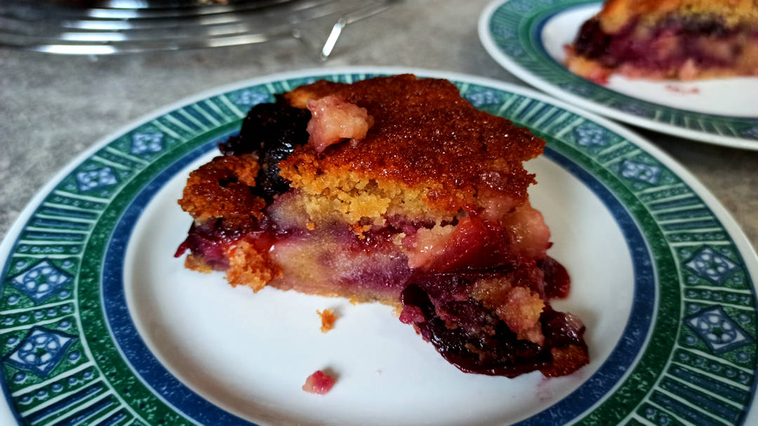 Une part de l'original plum torte