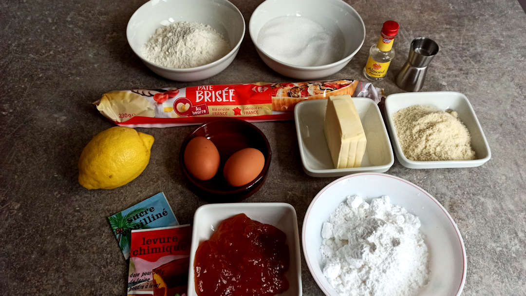 Les ingrédients de la tarte frangipane confiture d'abricot