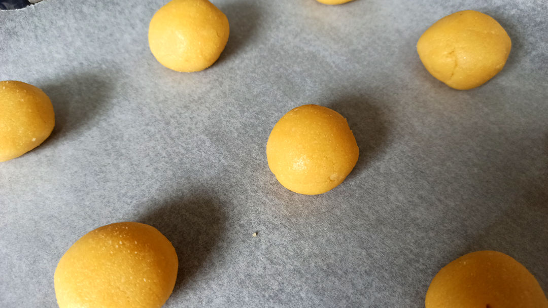 Former de petites boules