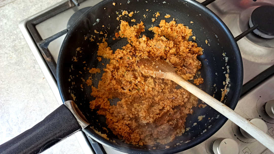 Lorsque les arômes de la sauce commencent à se développer