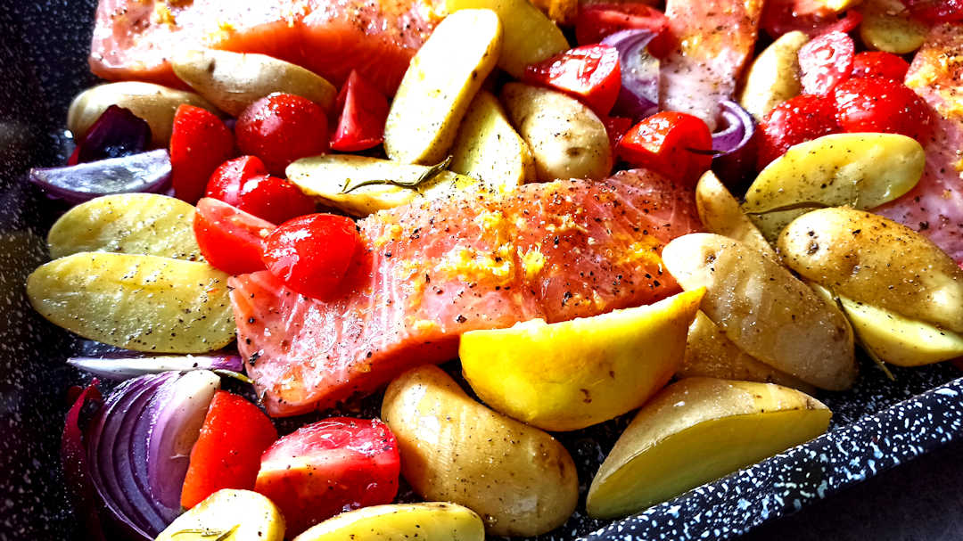 Ajouter les filets de saumon