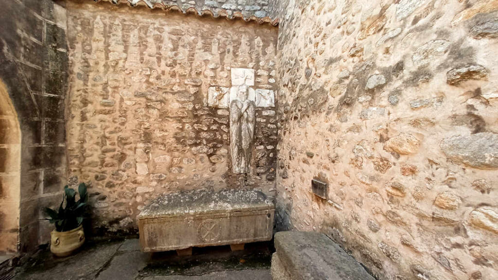 La Sainte Tombe à l’Abbaye Sainte Marie d’Arles-sur-Tech