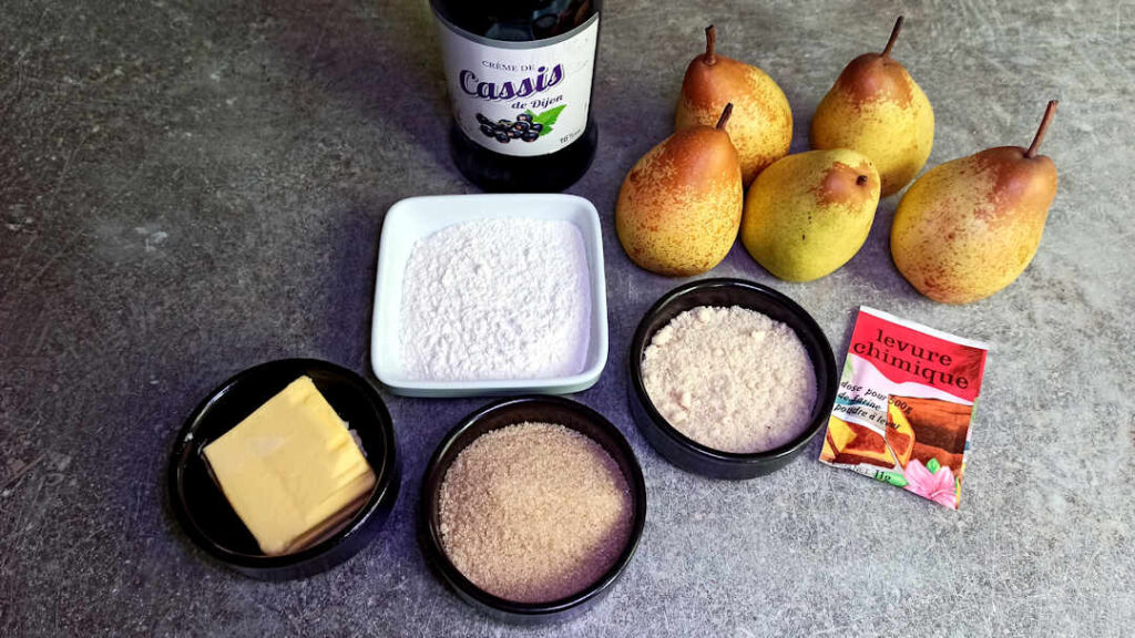 Les ingrédients du cobbler aux poires et crème de cassis de Laurent Mariotte