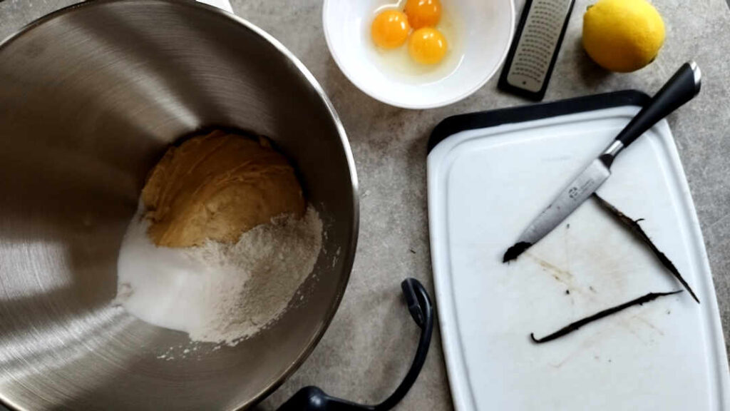 Après deux heures de repos on continue la recette du panettone