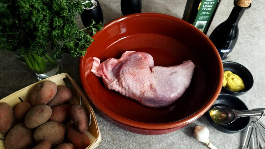 Les ingrédients pour la recette de la cuisse de dinde au four